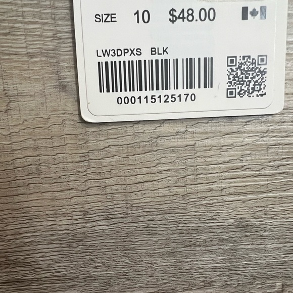 Brand New Lululemon All Yours Crop Tee - Picture 4 of 5